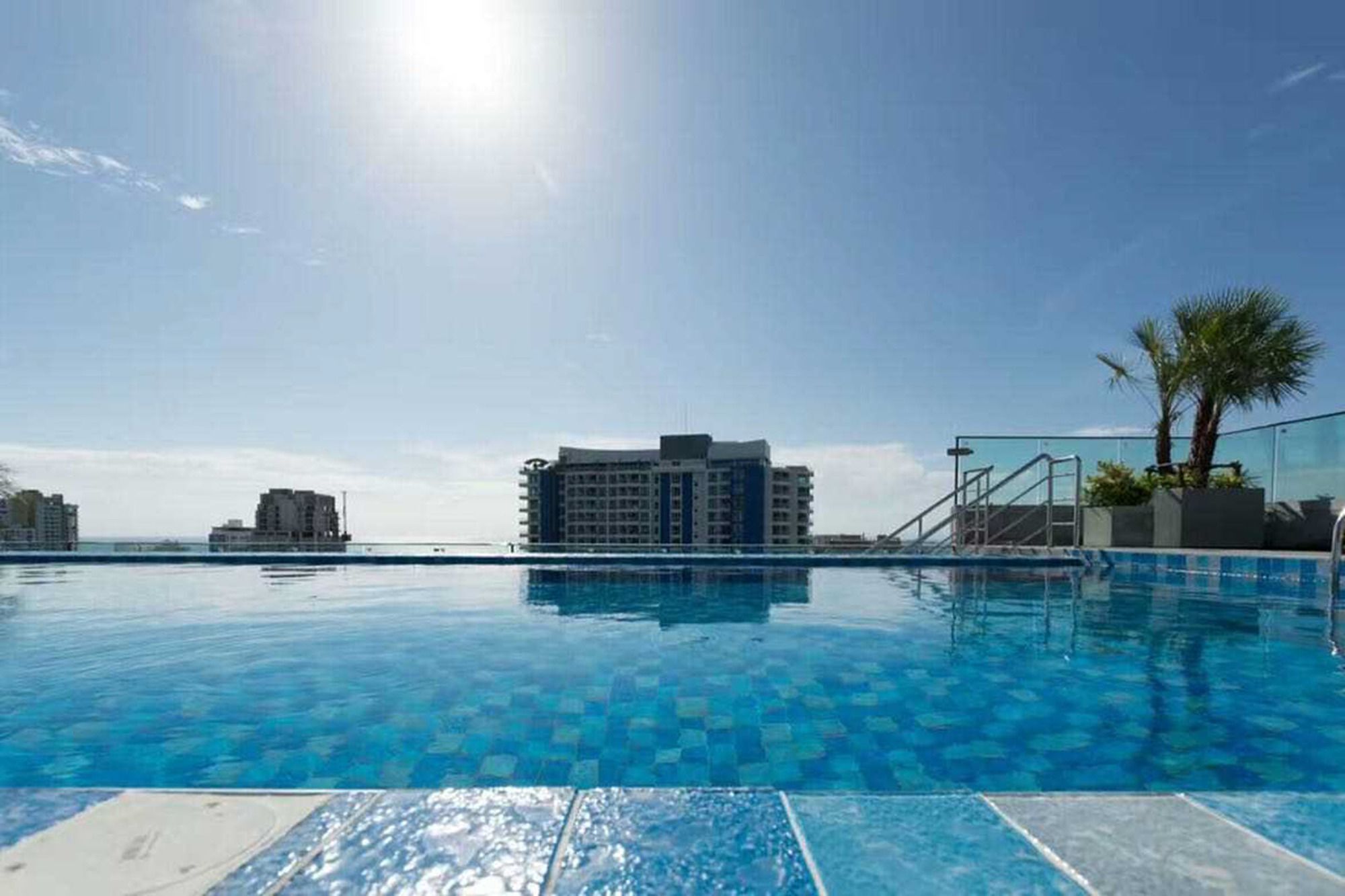 The Point Pratumnak By Psr Apartment