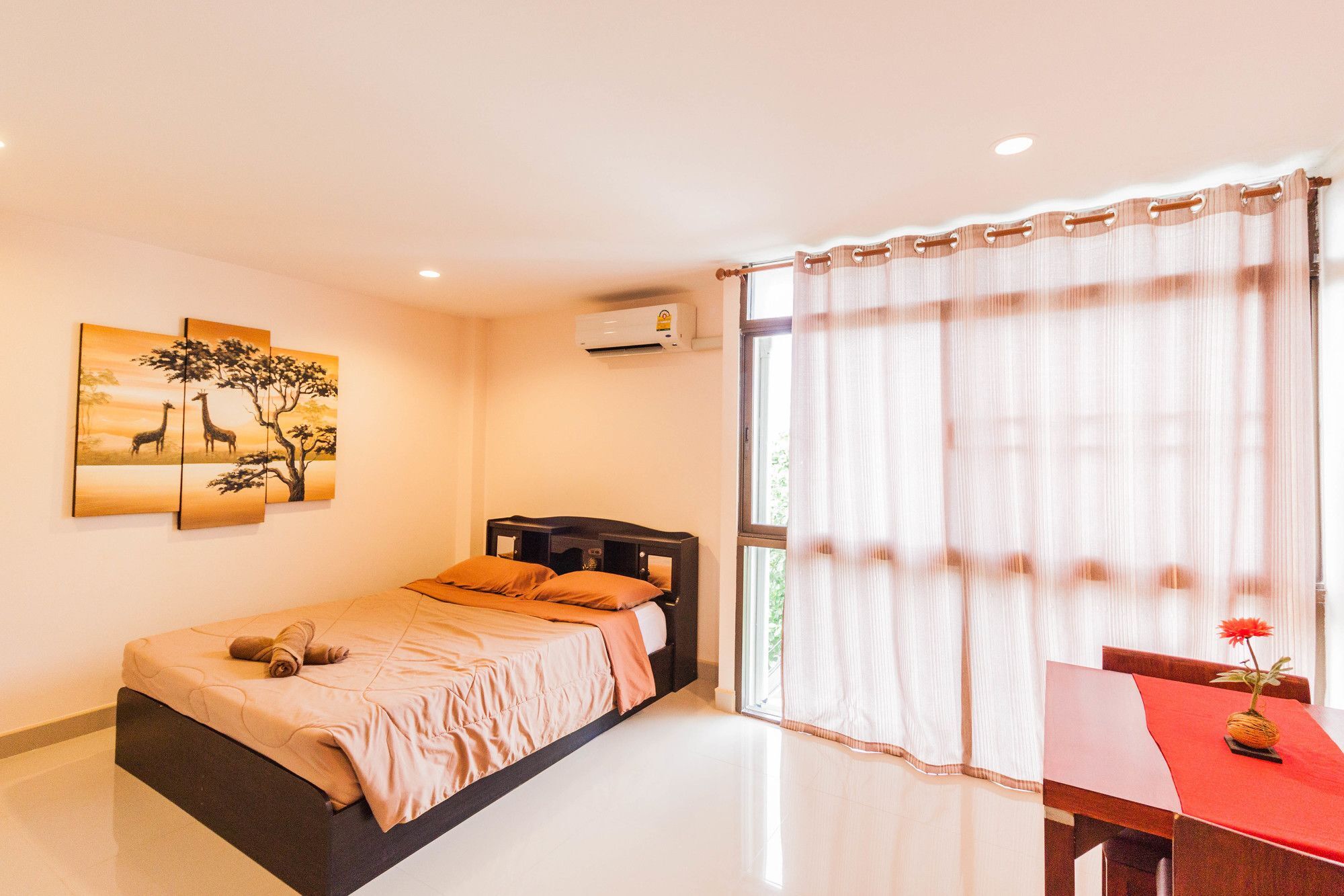 Pratumnak Town By Sunny Villa Pattaya