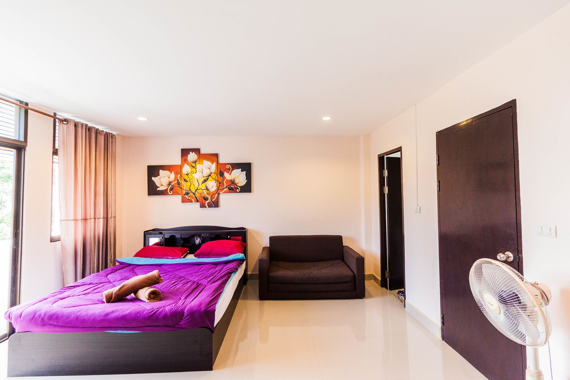 Pratumnak Town By Sunny Villa Pattaya