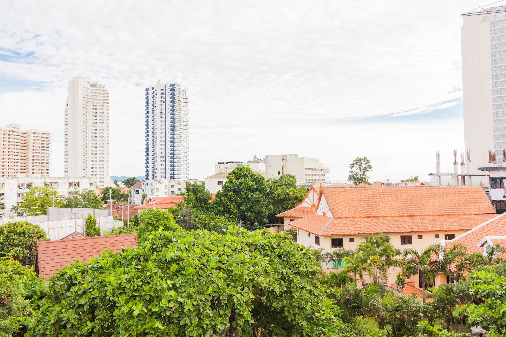 Pratumnak Town By Sunny * Pattaya