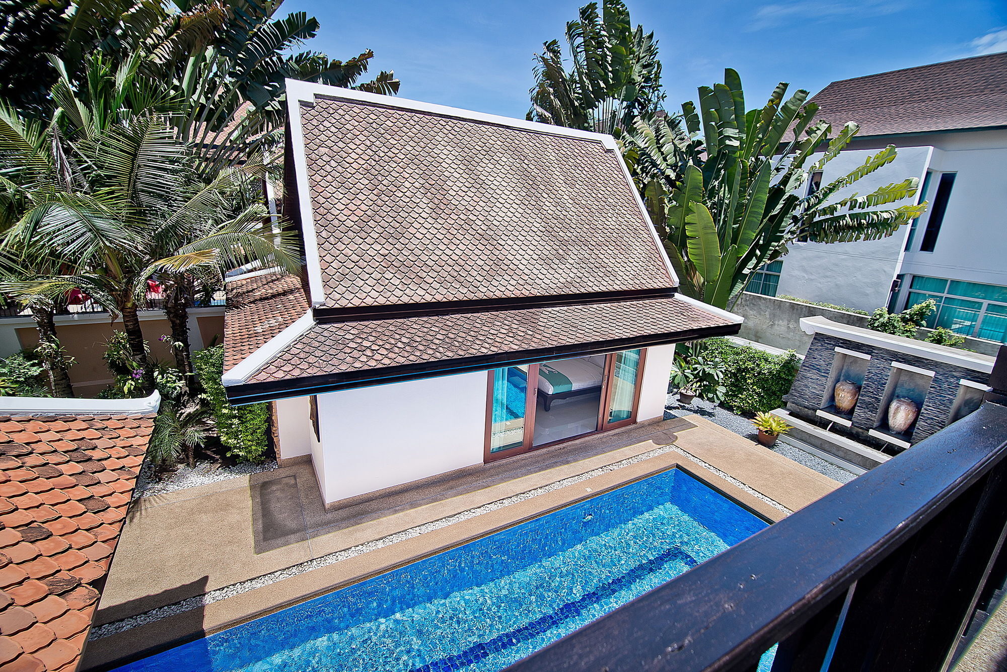 Tropicana Pool Pattaya