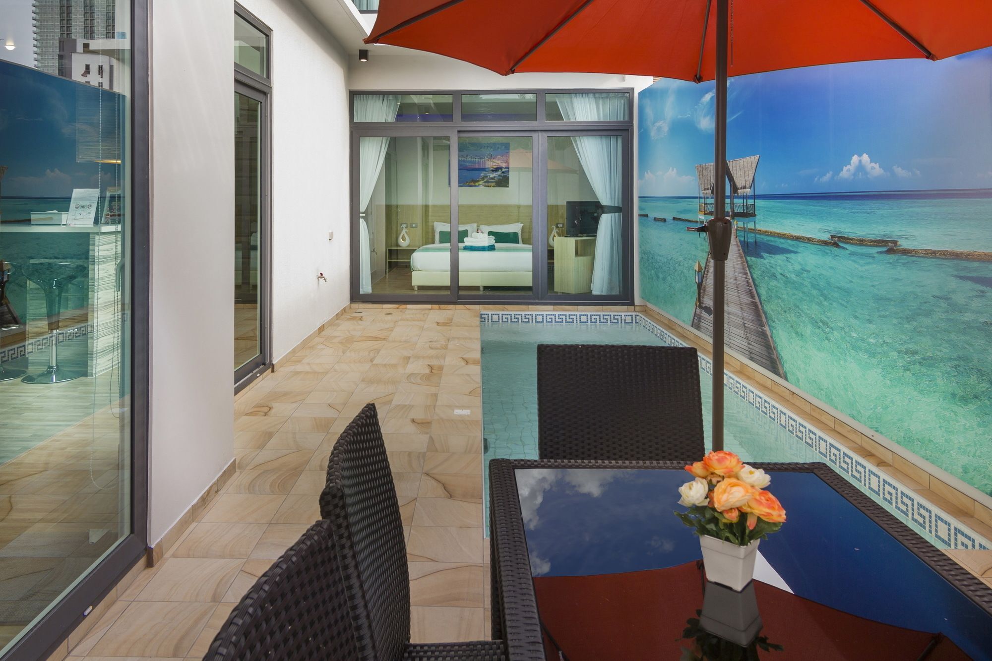 Tropicana Pool * Pattaya