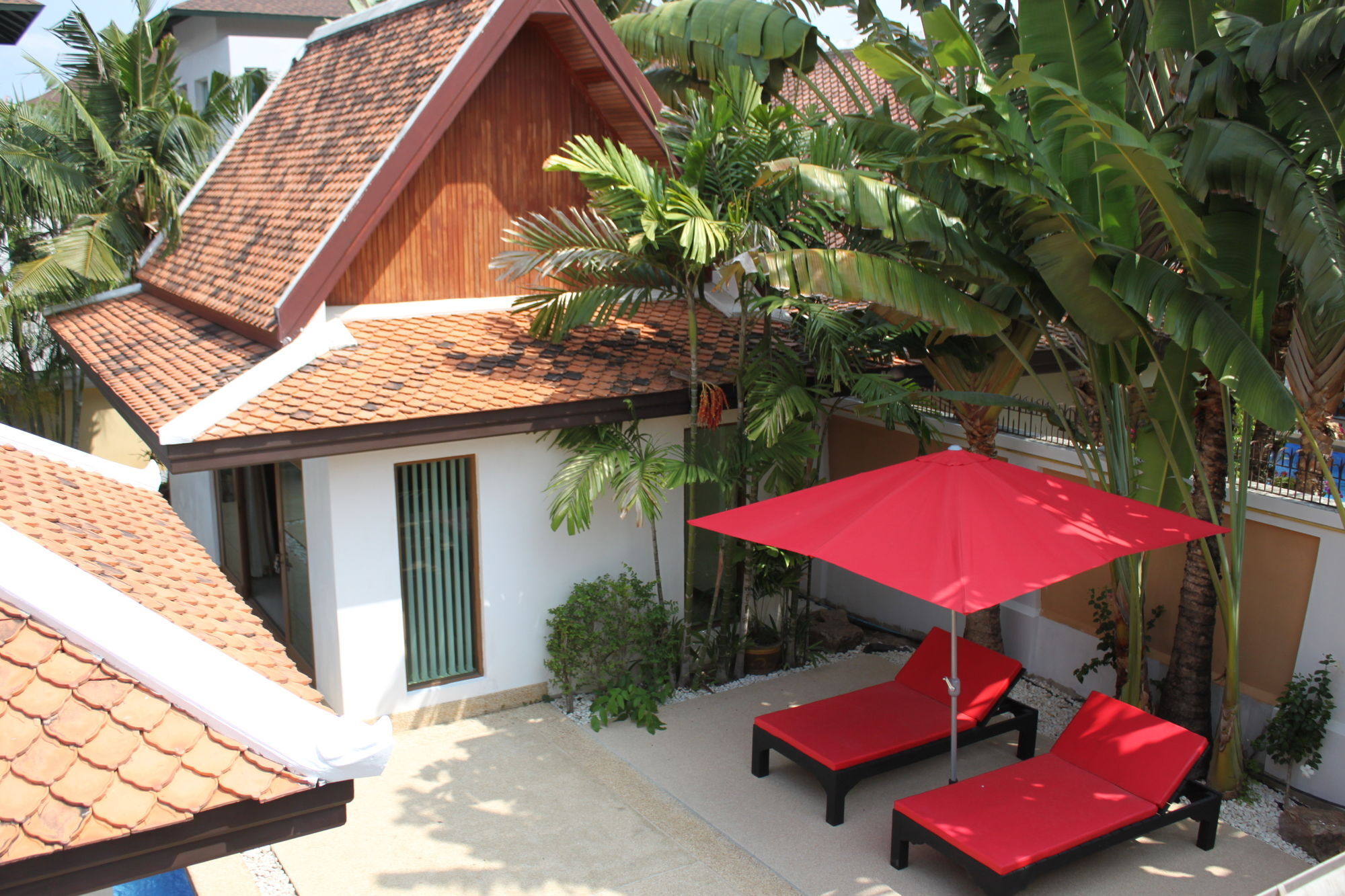 Tropicana Pool * Pattaya
