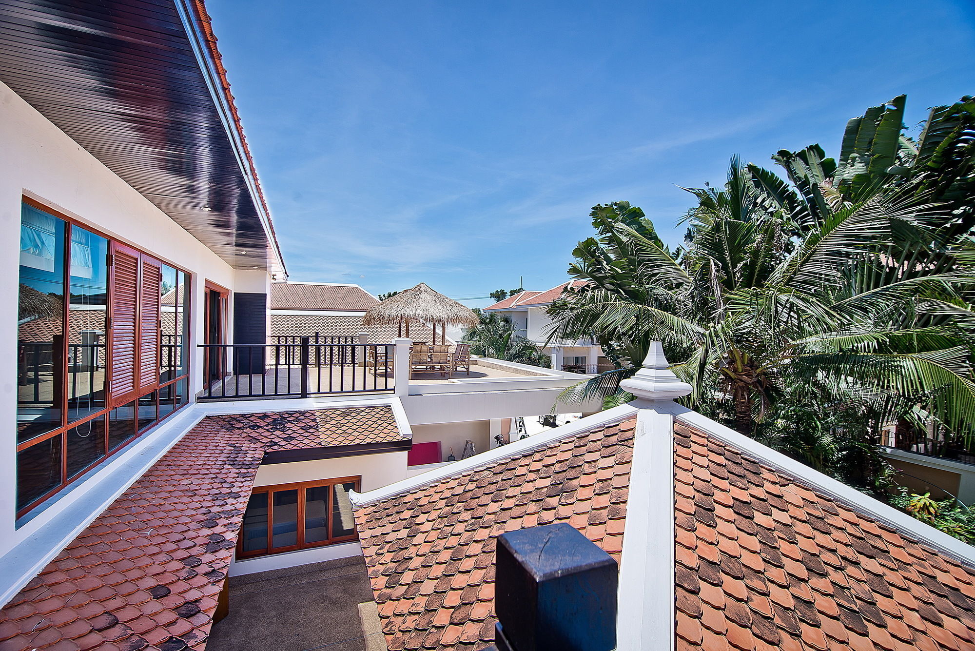 Tropicana Pool Pattaya