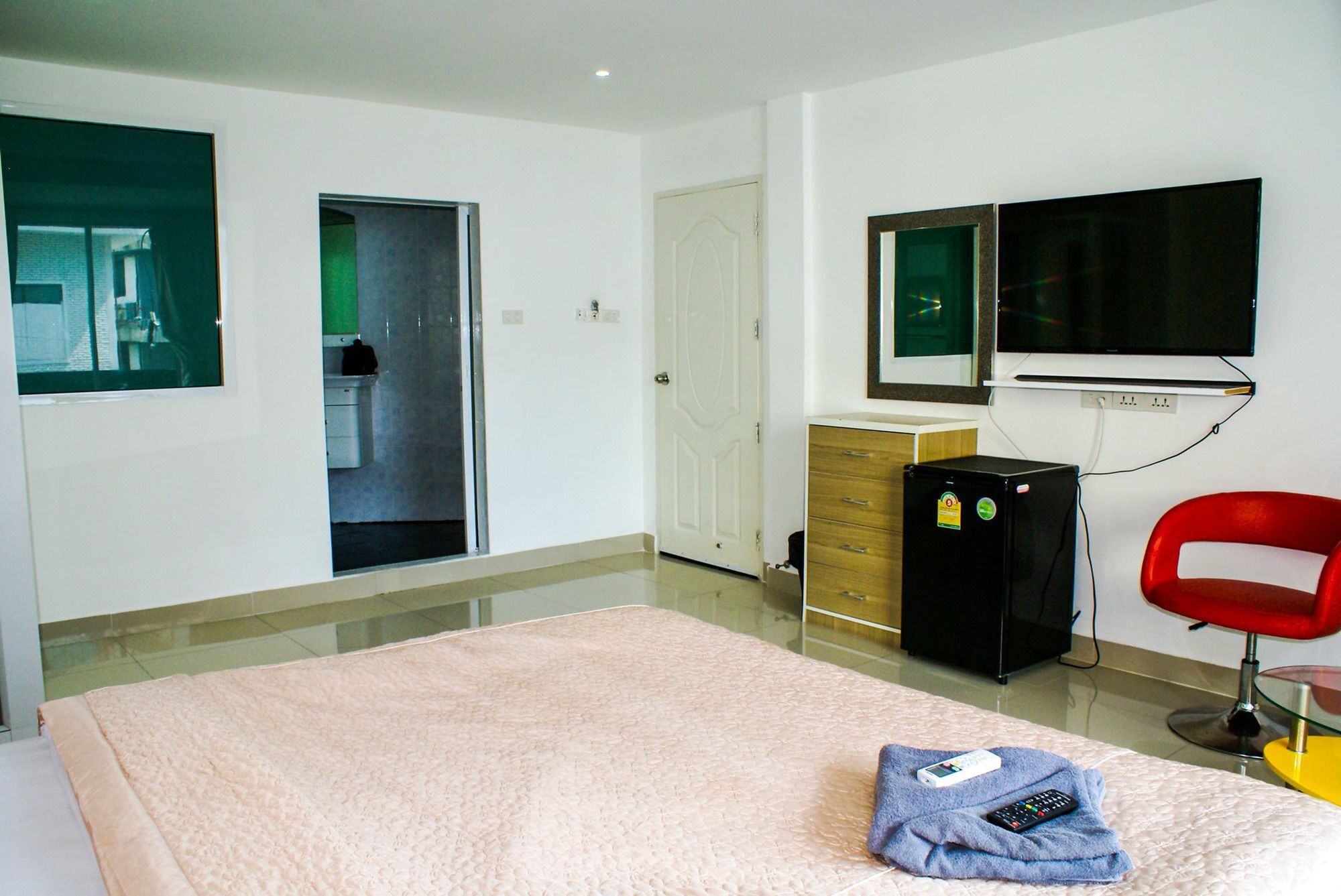 Hotel W-9