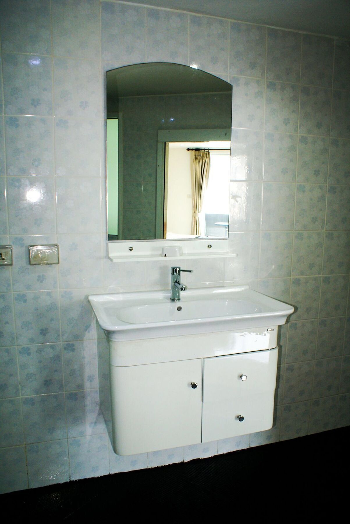 Hotel W-9