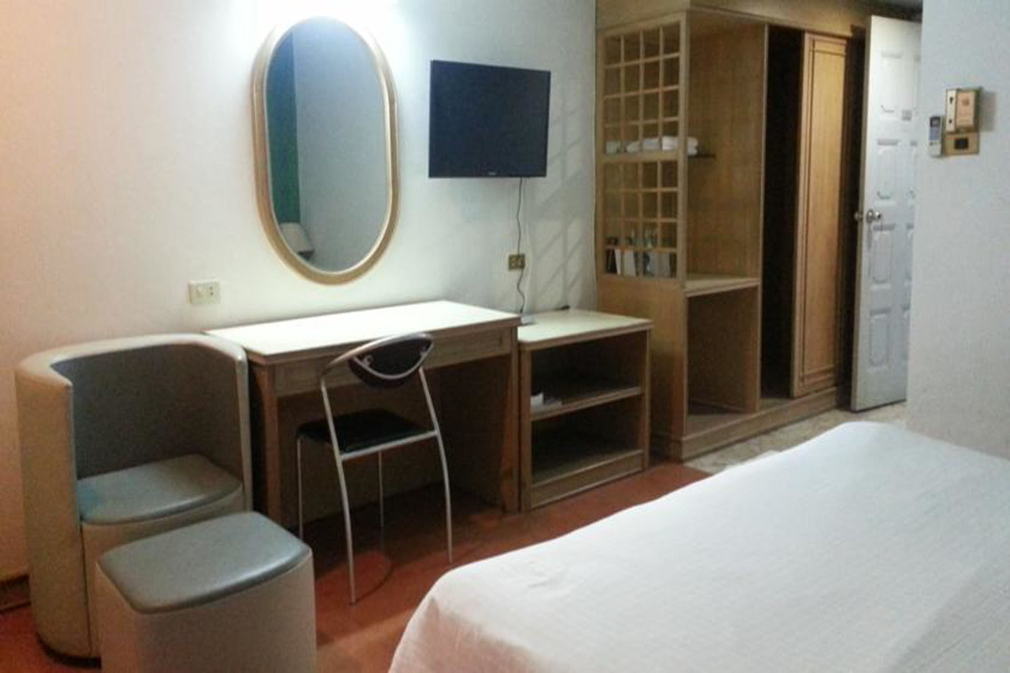 Garden Paradise Hotel 3*