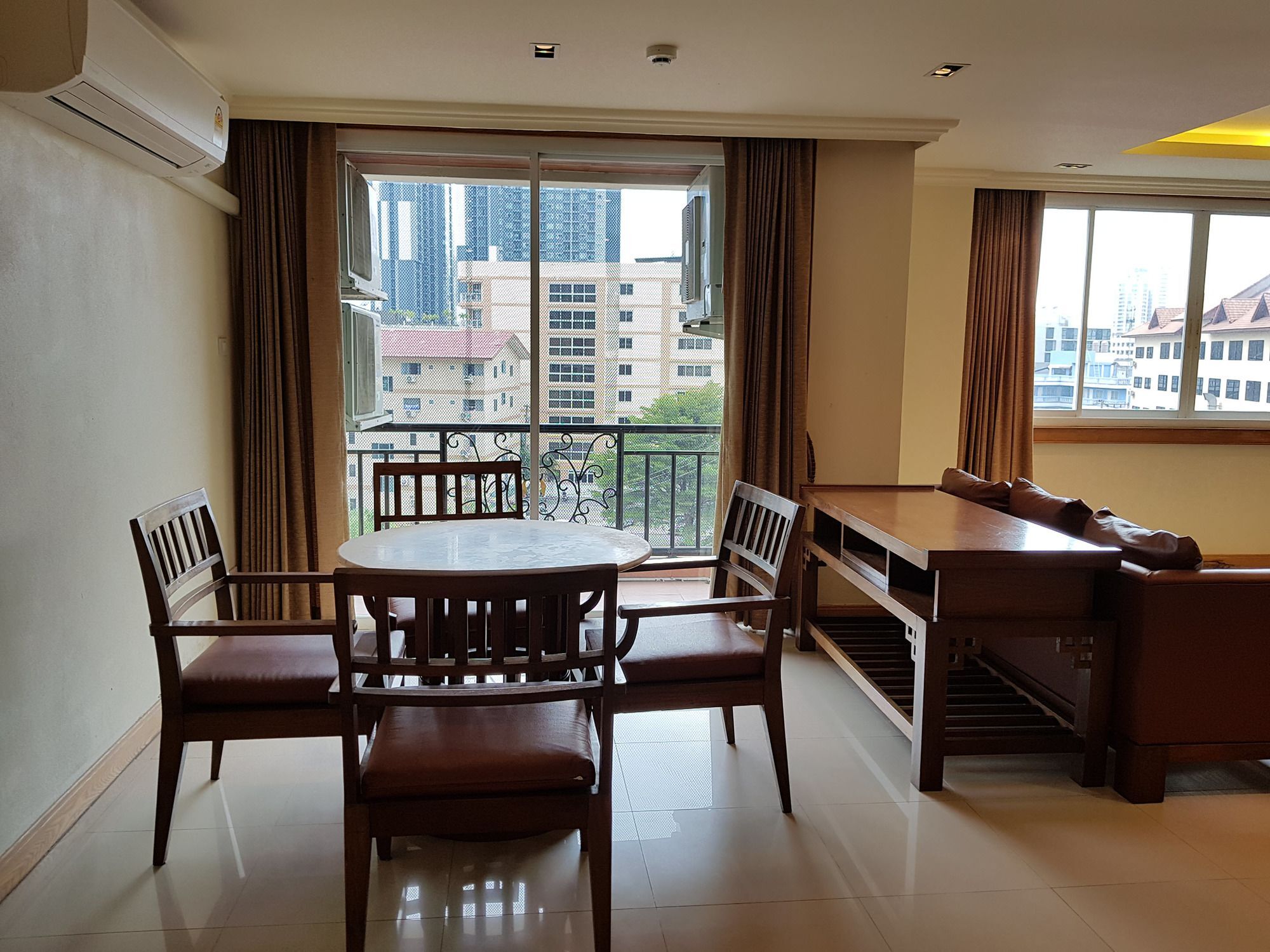 Hotel A Large 2 Bedroom - 3 Baths 511 Downtown 3*