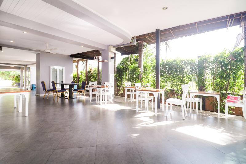 Oyo 245 Sweet Sense Jomtien Resort Hotel