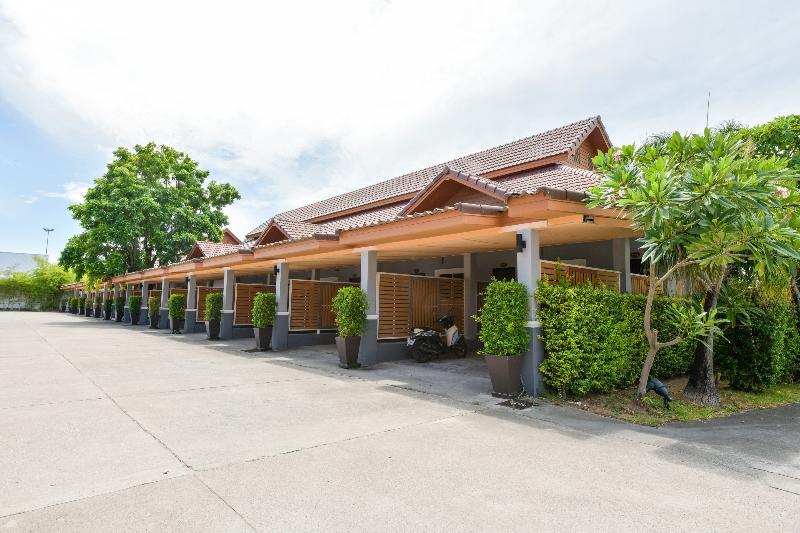 Oyo 245 Sweet Sense Jomtien Resort 3*