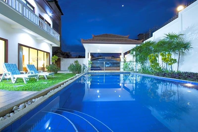 Avoca Pool Pattaya