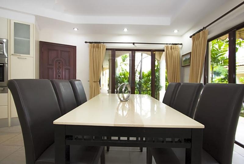 Sweet Villas Pattaya Villa *