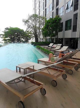 Hotel The Base By Avi 3*