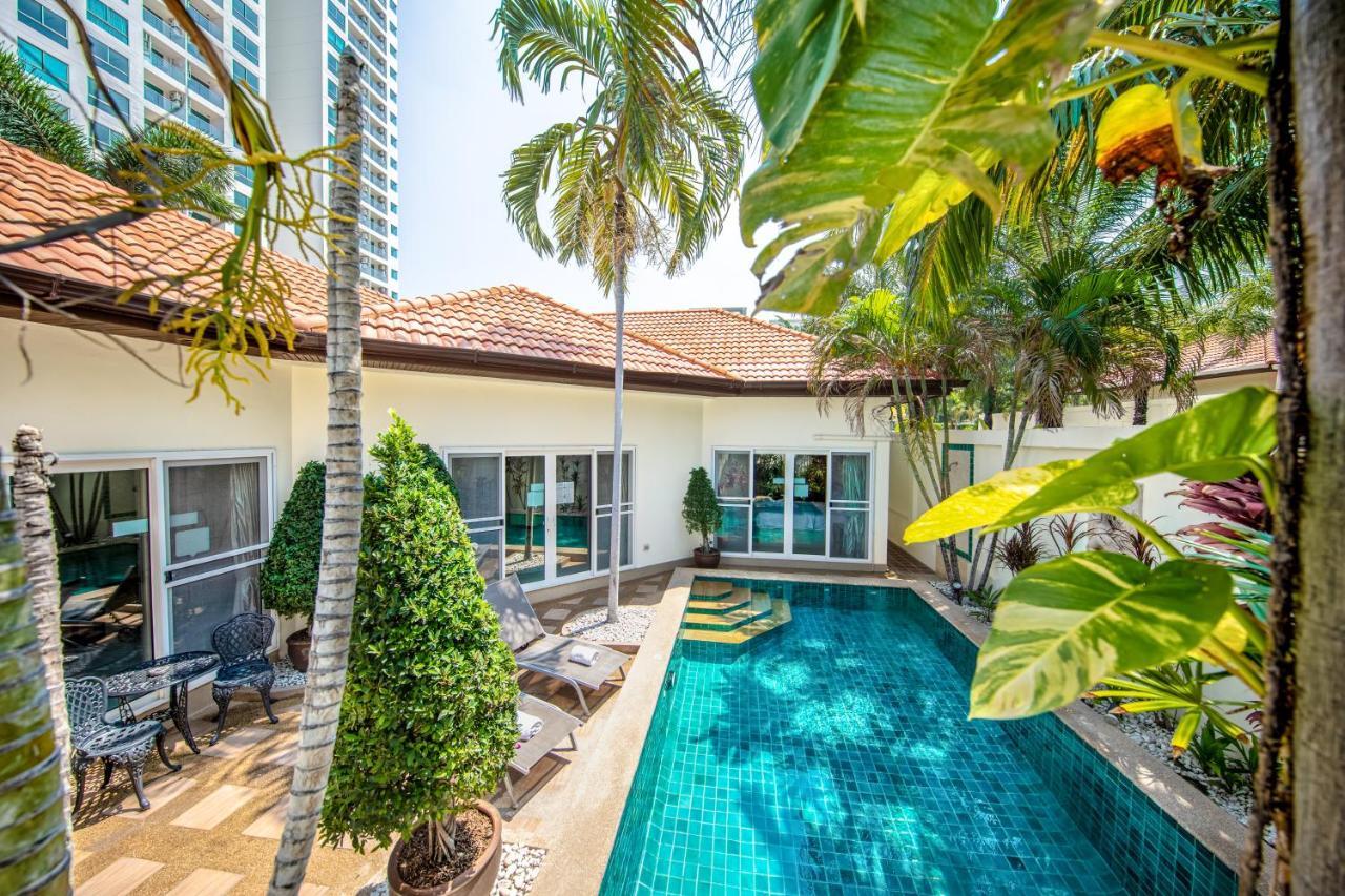 Private Beach Majestic Pool Villa *