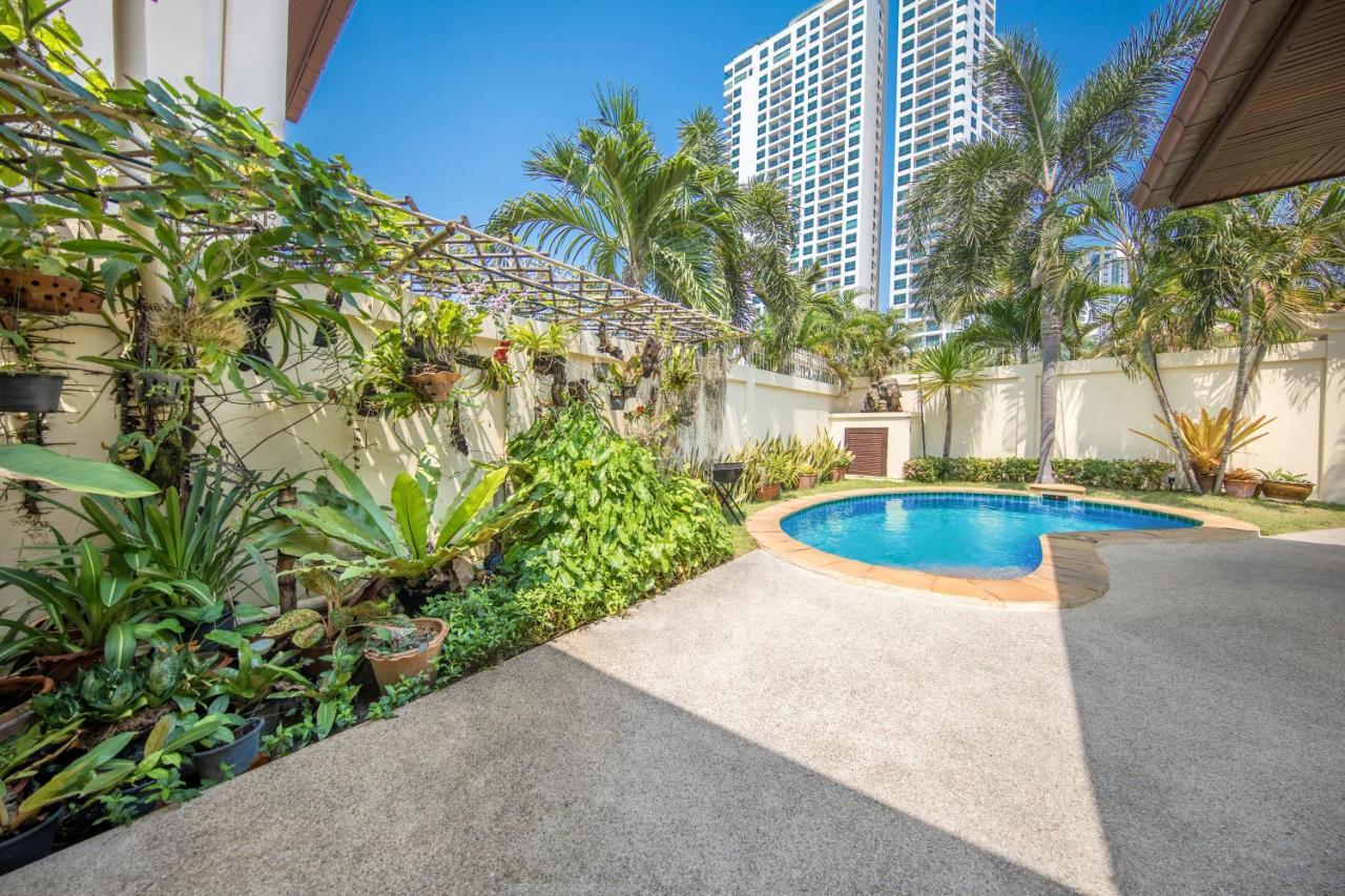 Private Beach Majestic Pool Pattaya