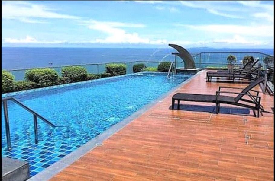 Apartment The Peak Towers *