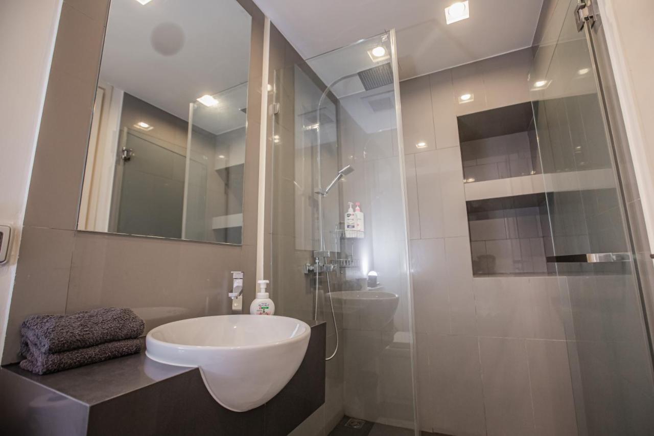 Unixx Your Oasis In By N'dee Apartment *