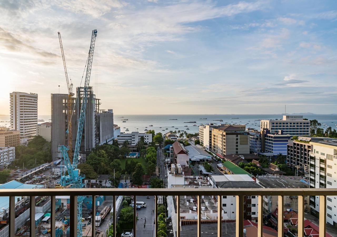 The Base Sea View Suites Apartment