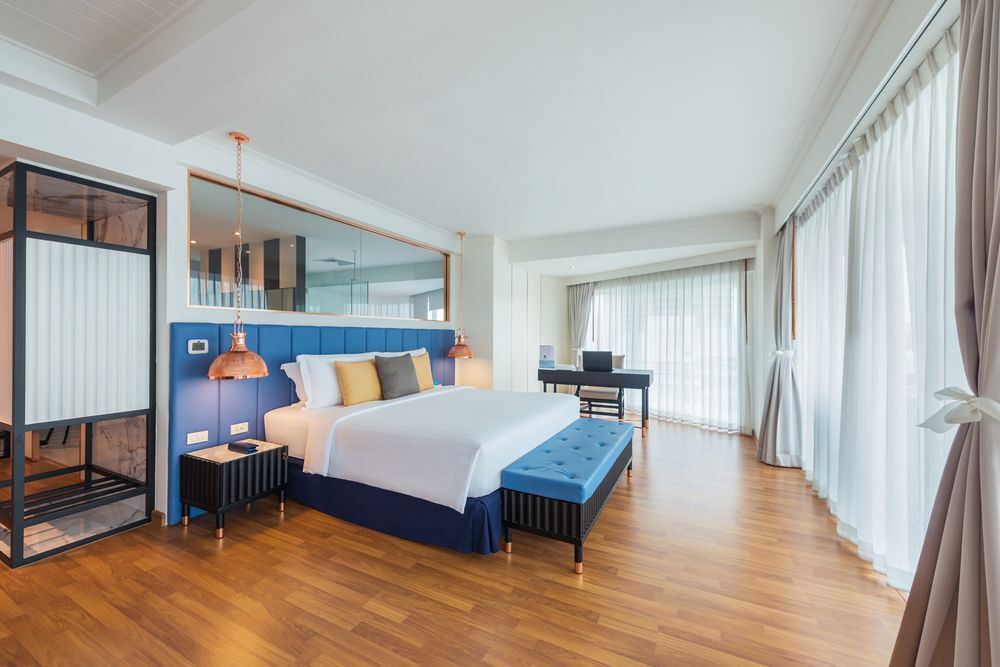 Hotel A-one The Royal Cruise - Sha Extra 4*