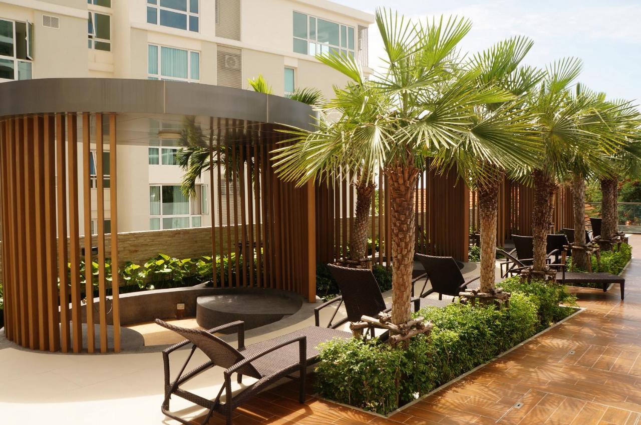 Garden View In Peak Towers Pangsapuri