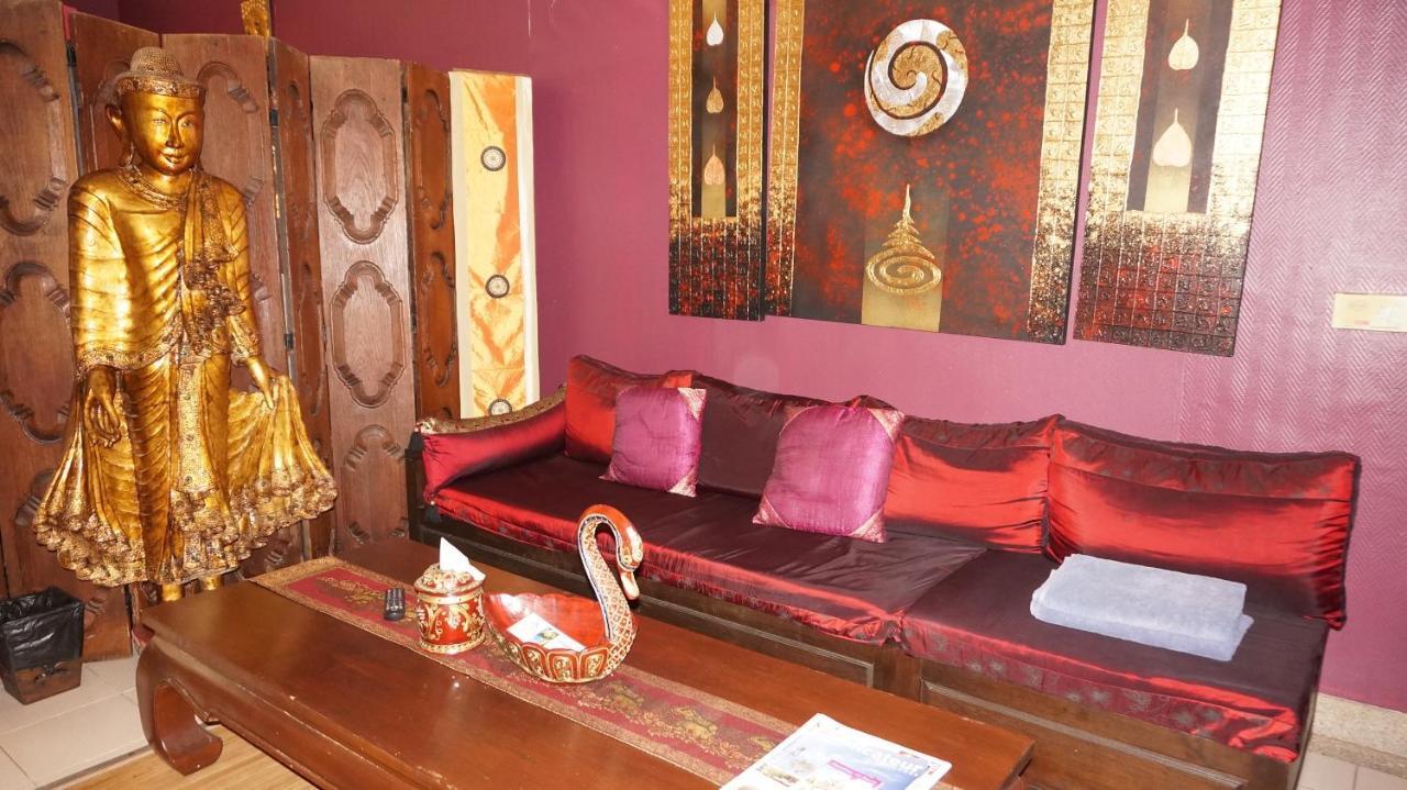 Leprive Hotel