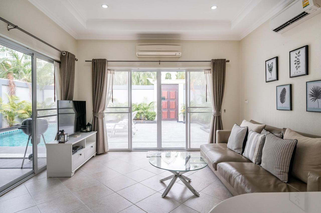 Majestic Pool Villas Private Beach Pousada Pattaya