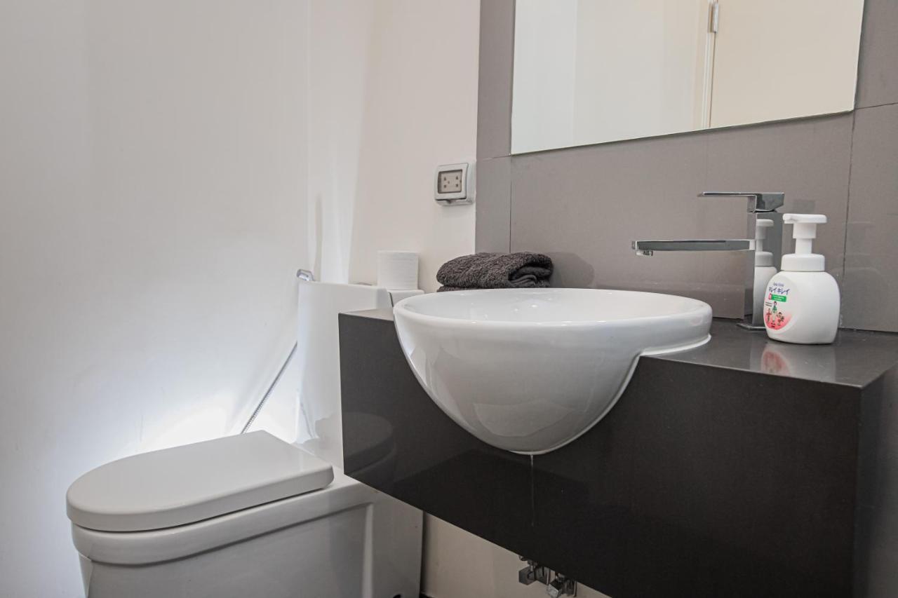 Apartment Unixx Your Oasis In By N'dee *