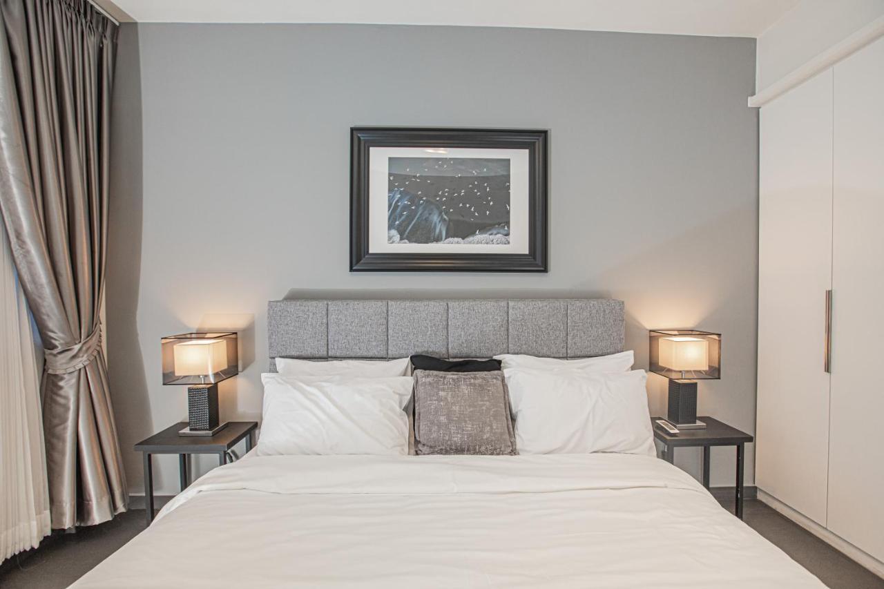 Unixx Your Oasis In By N'dee Apartment *