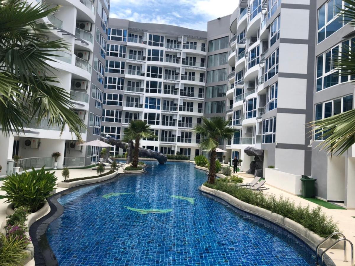 Apartment Luxury Business Suits In Grand Avenue By Estates Pattaya