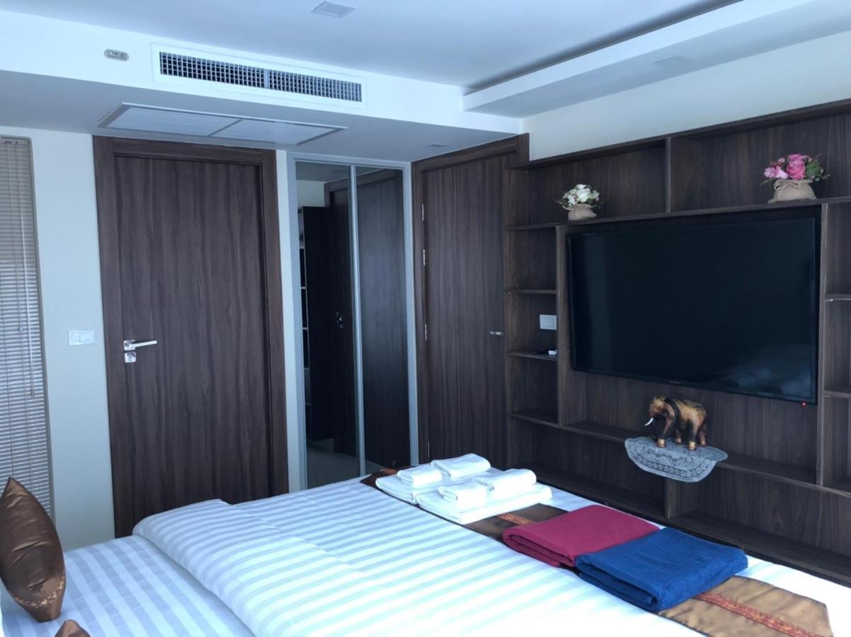 Luxury Business Suits In Grand Avenue By Estates Apartment *