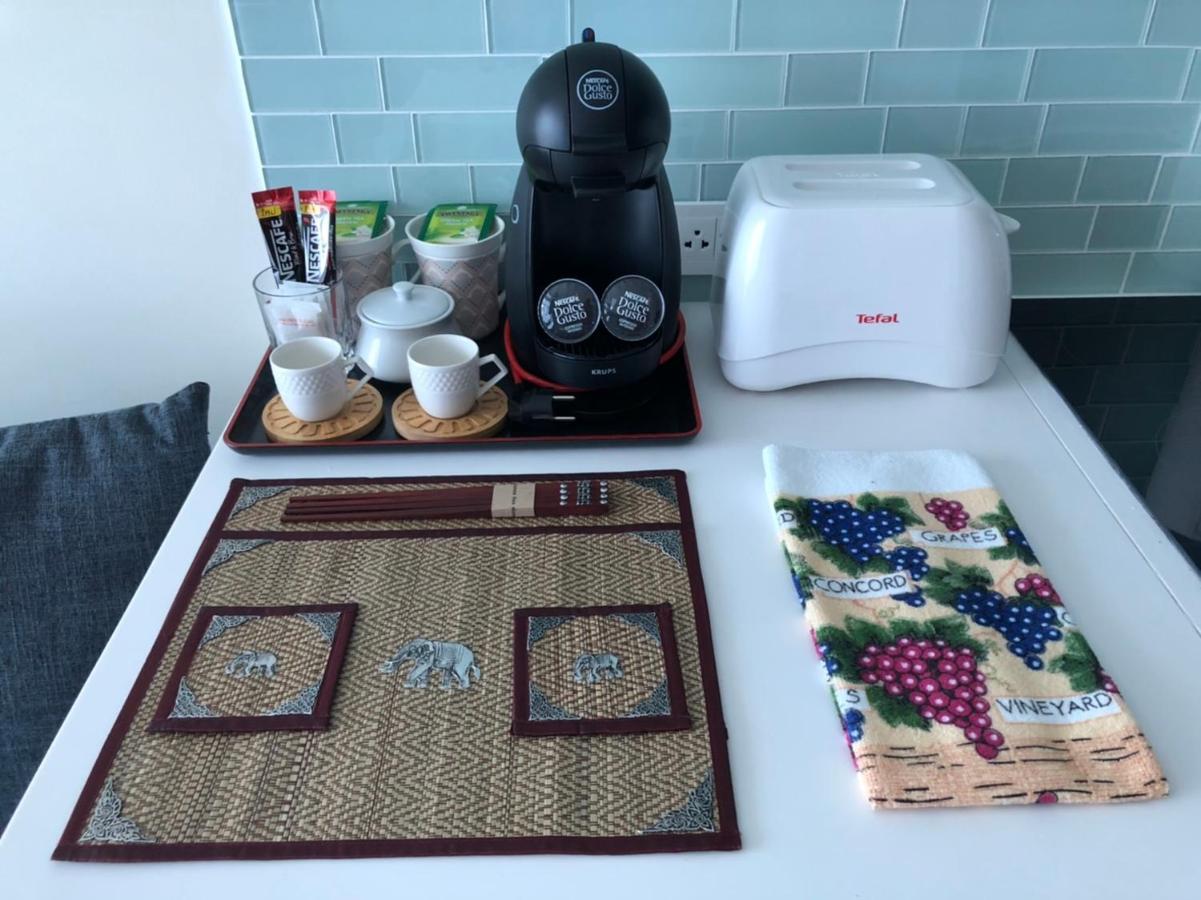 Luxury Business Suits In Grand Avenue By Estates Apartment *