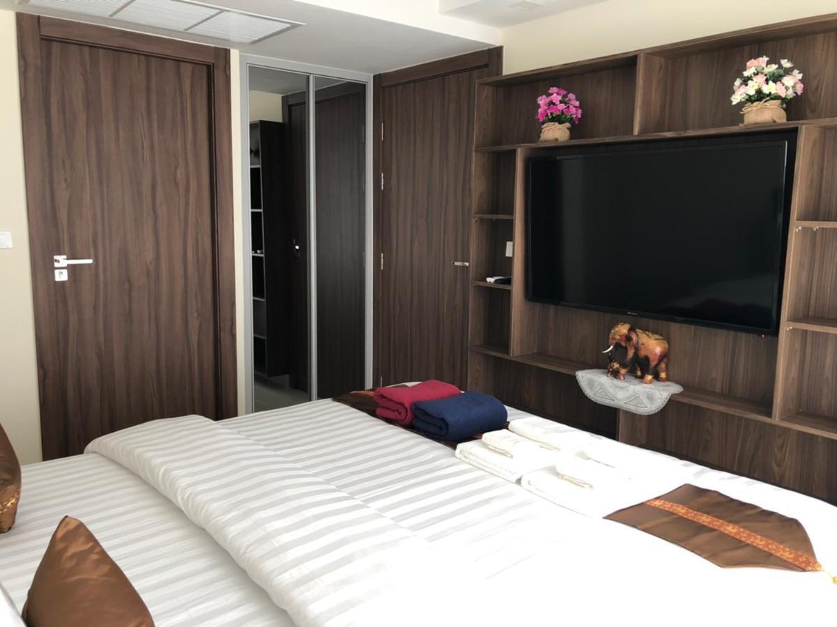 Luxury Business Suits In Grand Avenue By Estates *