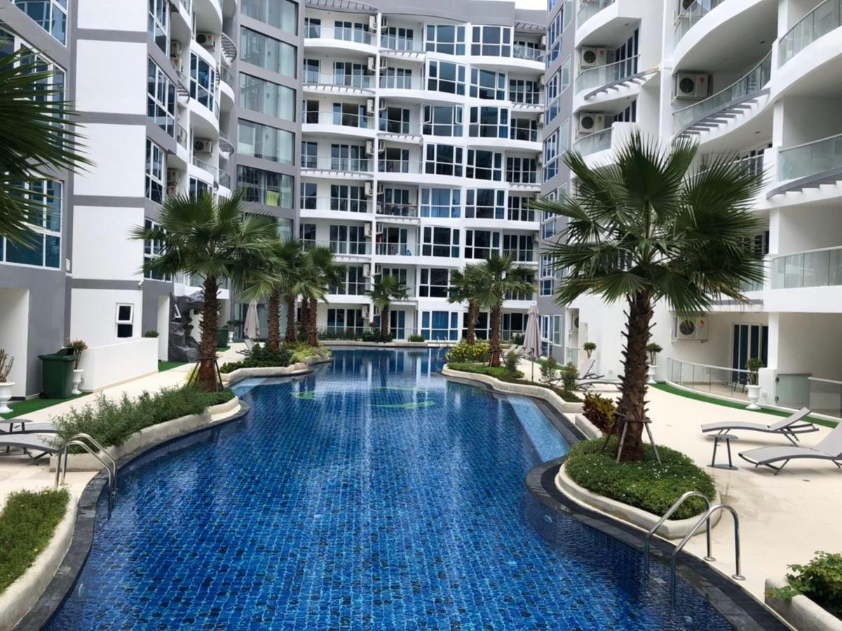 Luxury Business Suits In Grand Avenue By Estates Pattaya