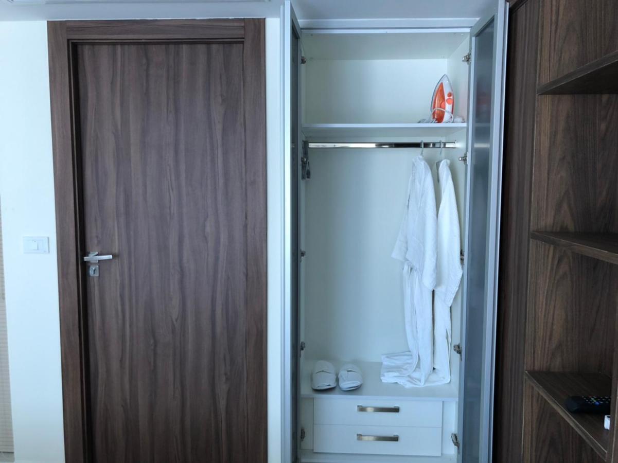 Apartment Luxury Business Suits In Grand Avenue By Estates