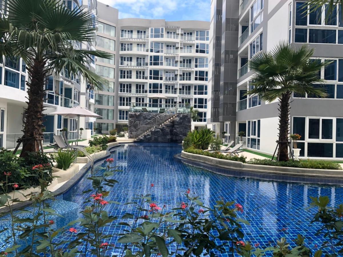Luxury Business Suits In Grand Avenue By Estates Apartment Pattaya