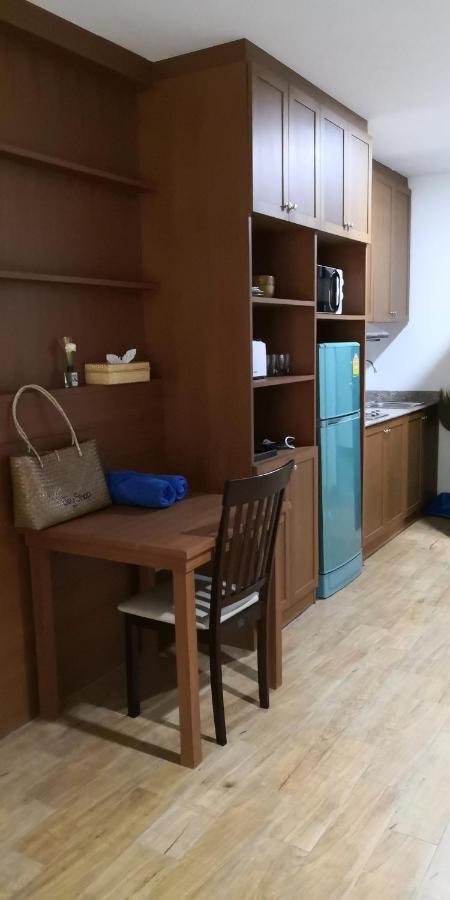 Apartment Joy Shop At View Talay 6 Pattaya