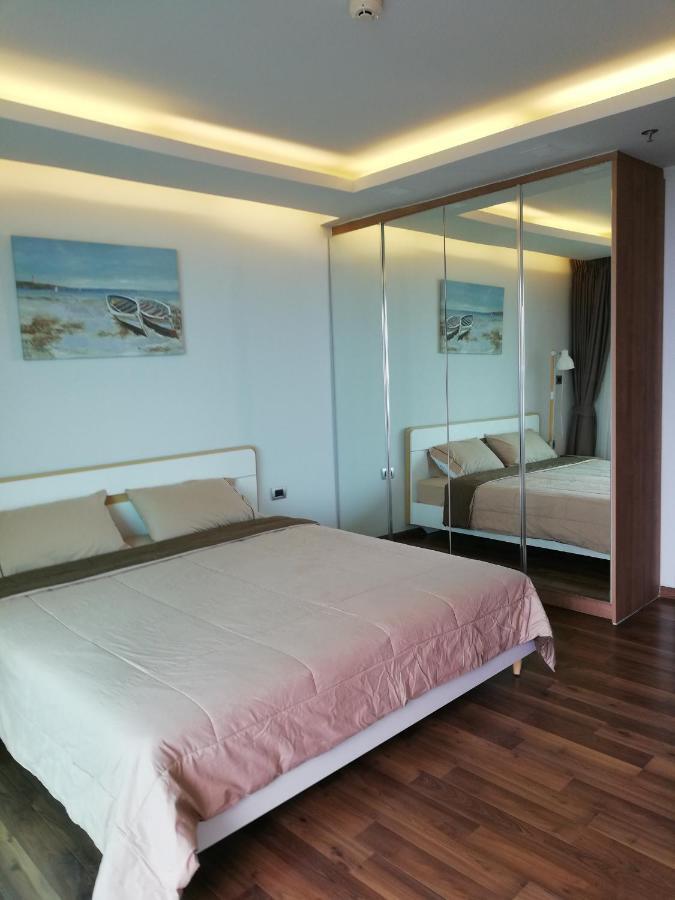 The Peak Towers Sea View Pattaya