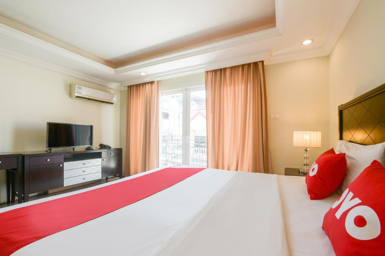 Oyo 357 Sleep Easy On Nineteen 2*