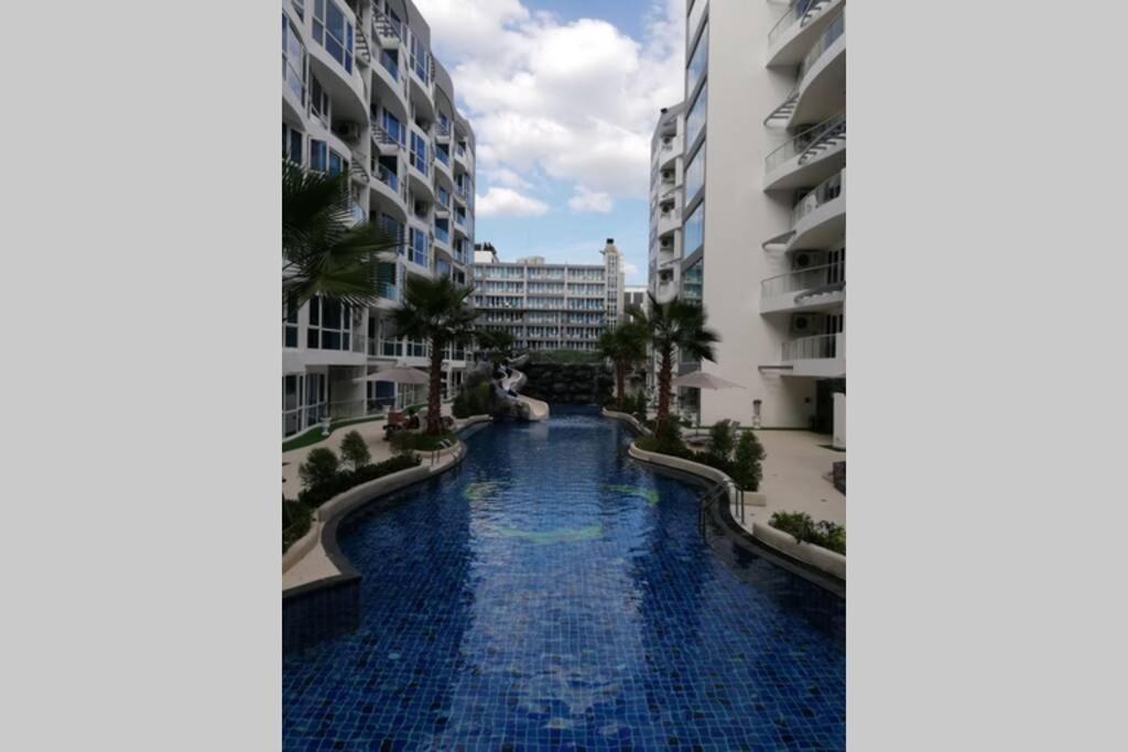 Grand Avenue 1 Bedroom Apartment Pattaya