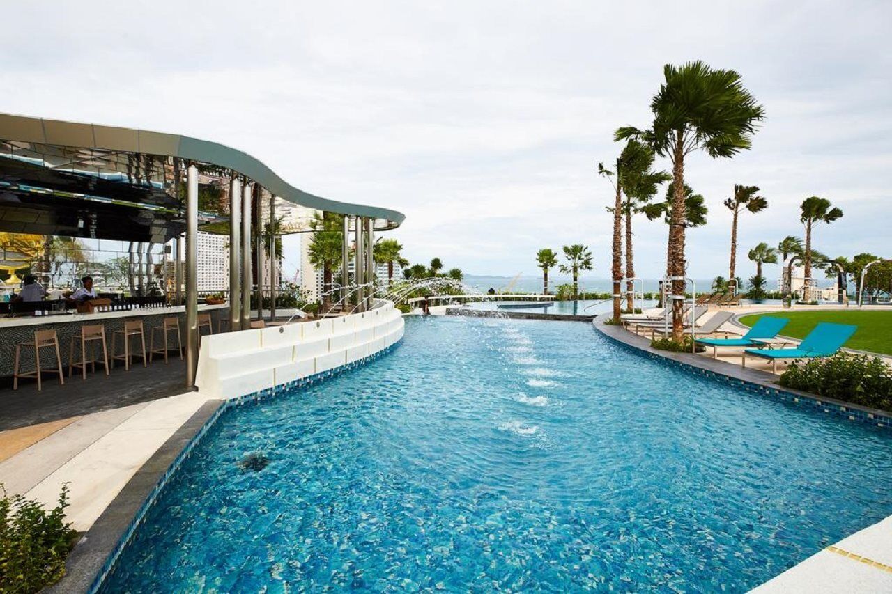 Grande Centre Point 5*