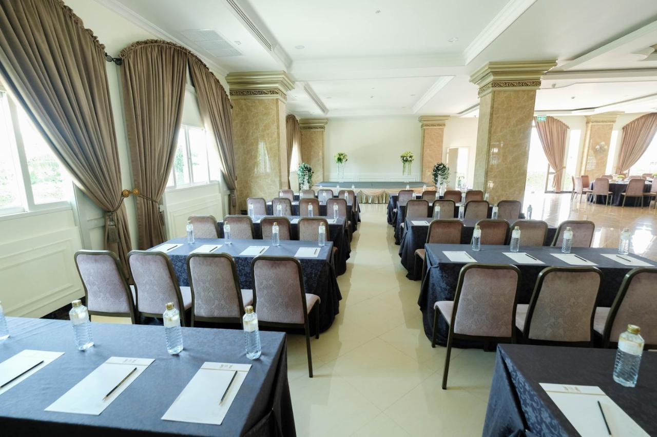 Hotel Lk Celestite Pattaya