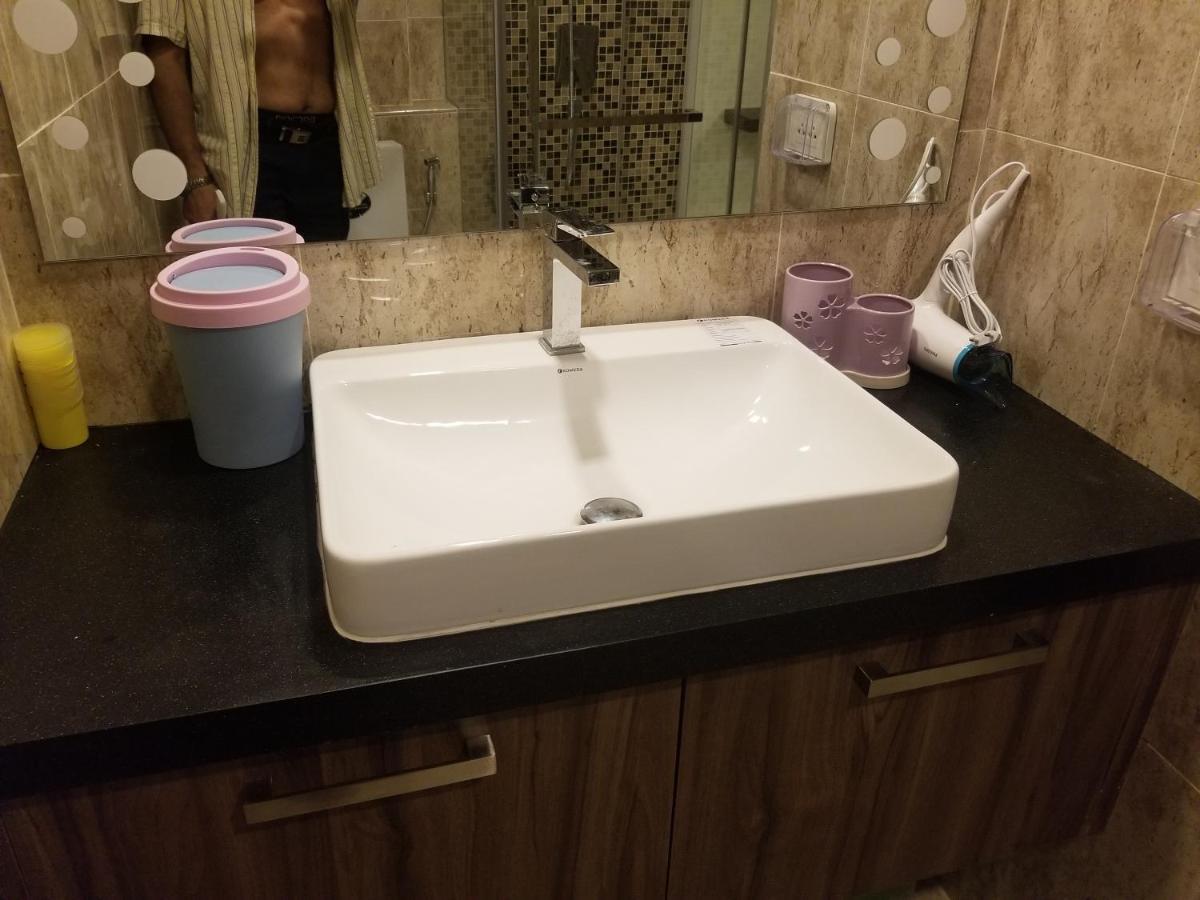 Grand Avenue 1 Bedroom Centara Apartment