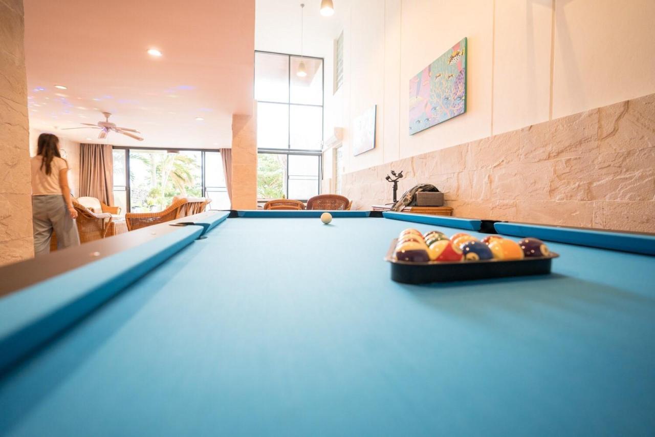 Dojo Pool Beachfront Villa