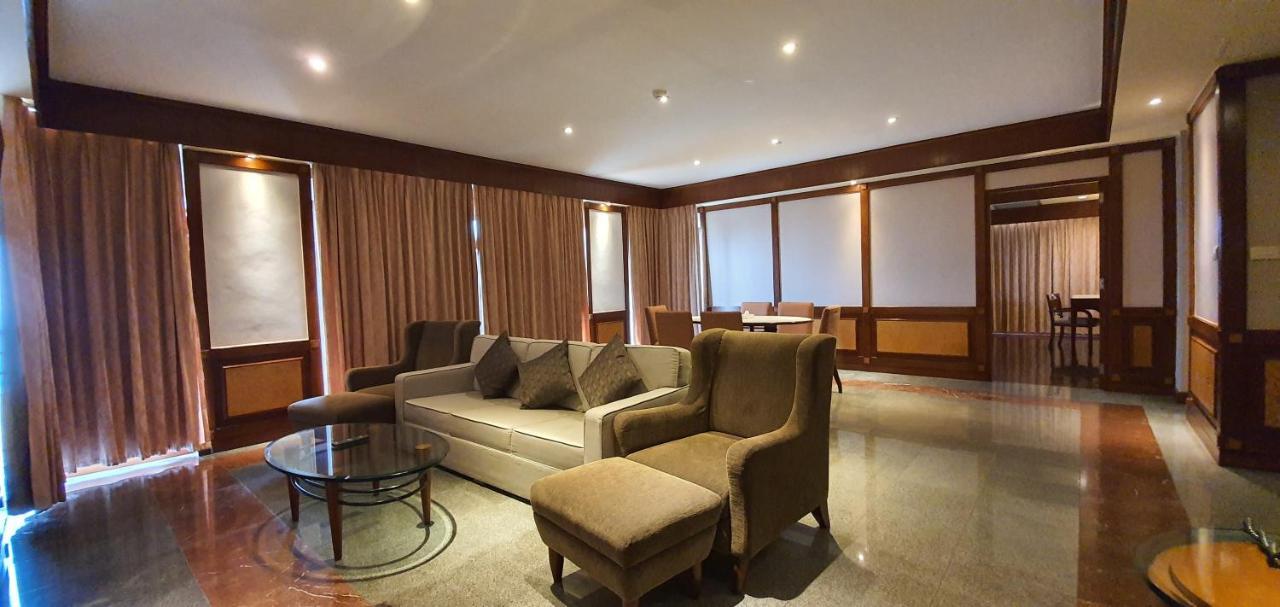 Garden Sea View 5*