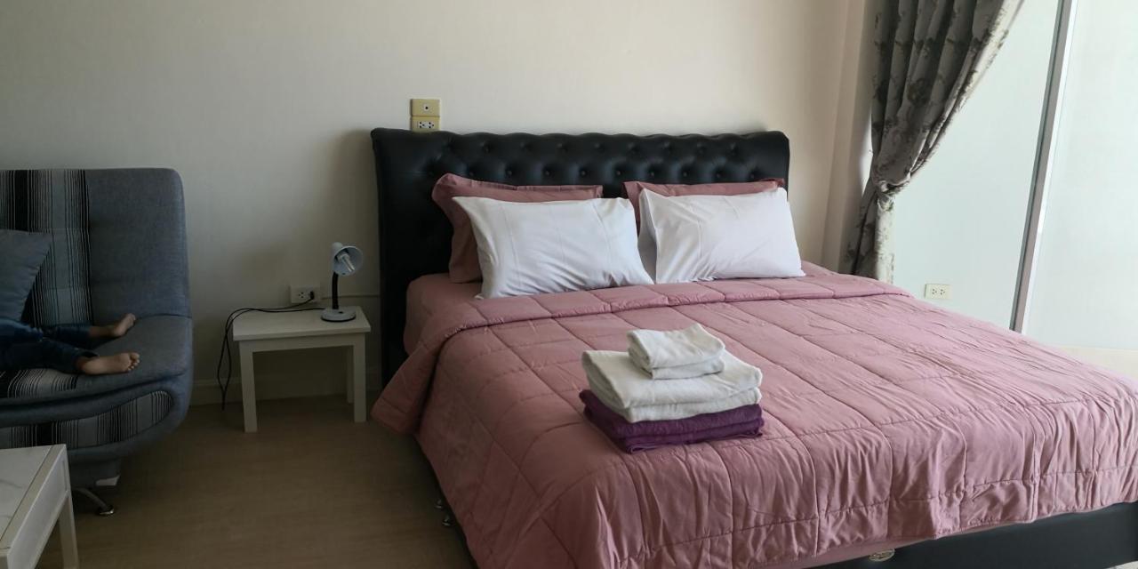 Joy Shop At View Talay 6 Apartment