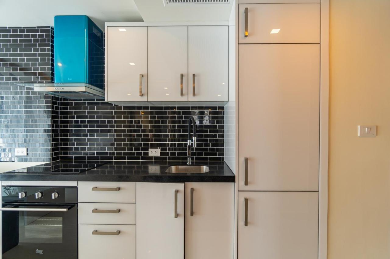Grand Avenue By Fantasea Apartment *