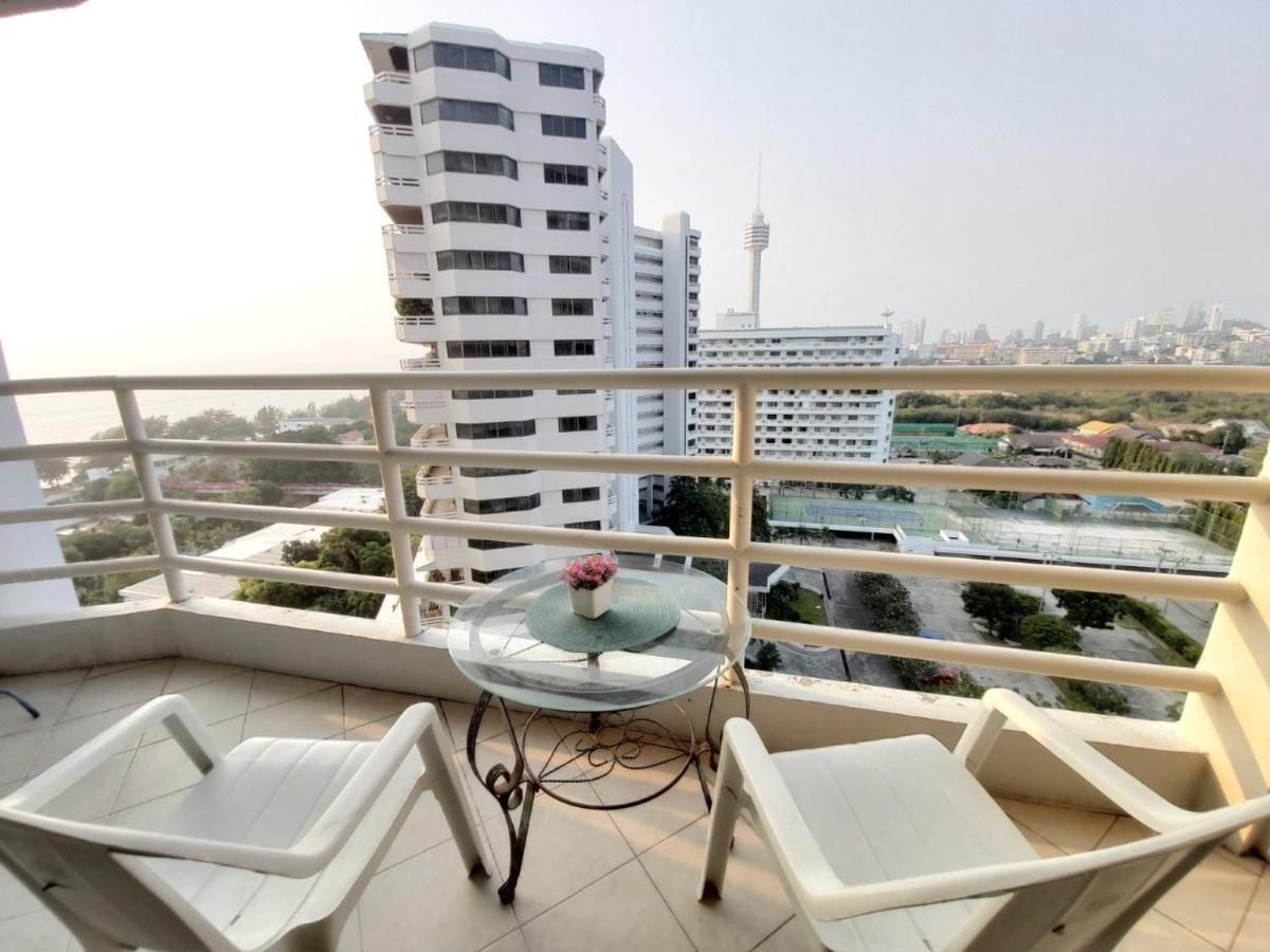 Condominum In Jomtien With Sea View, Balcony And Free Wifi