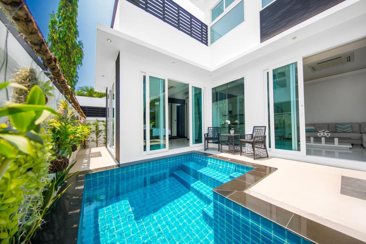 Hollywood Pool Jomtien Pattaya