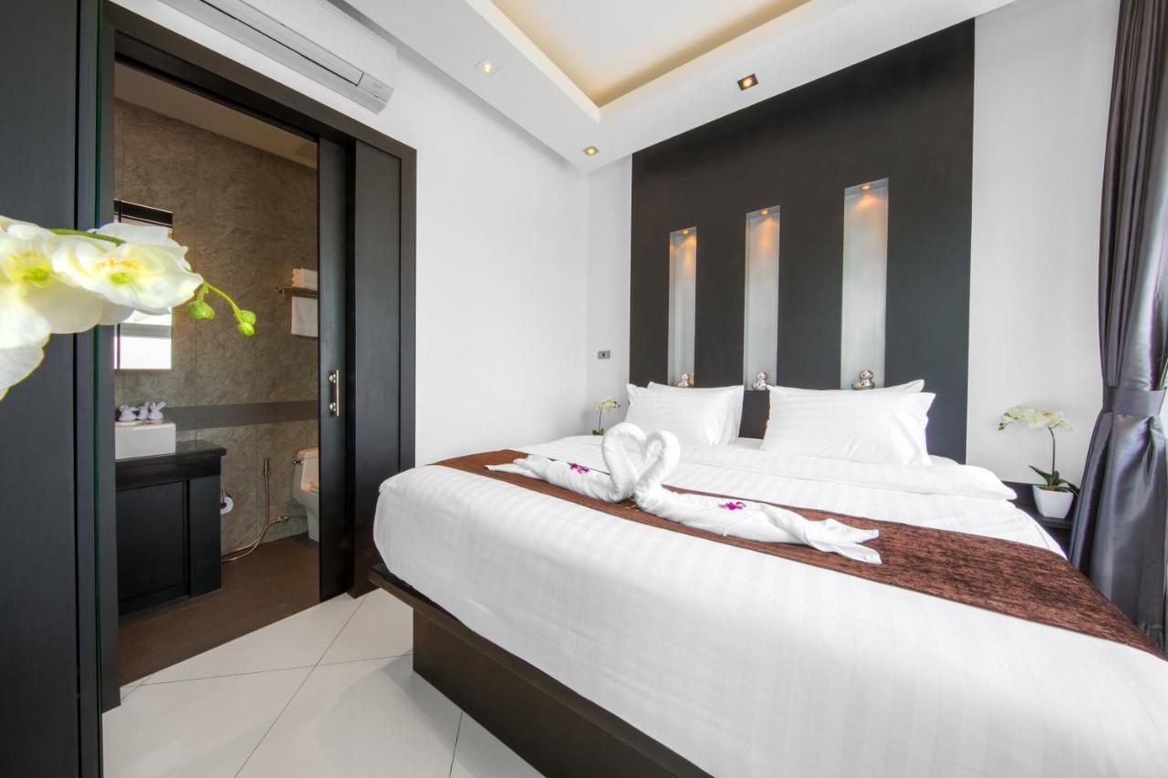 Hollywood Pool Jomtien * Pattaya