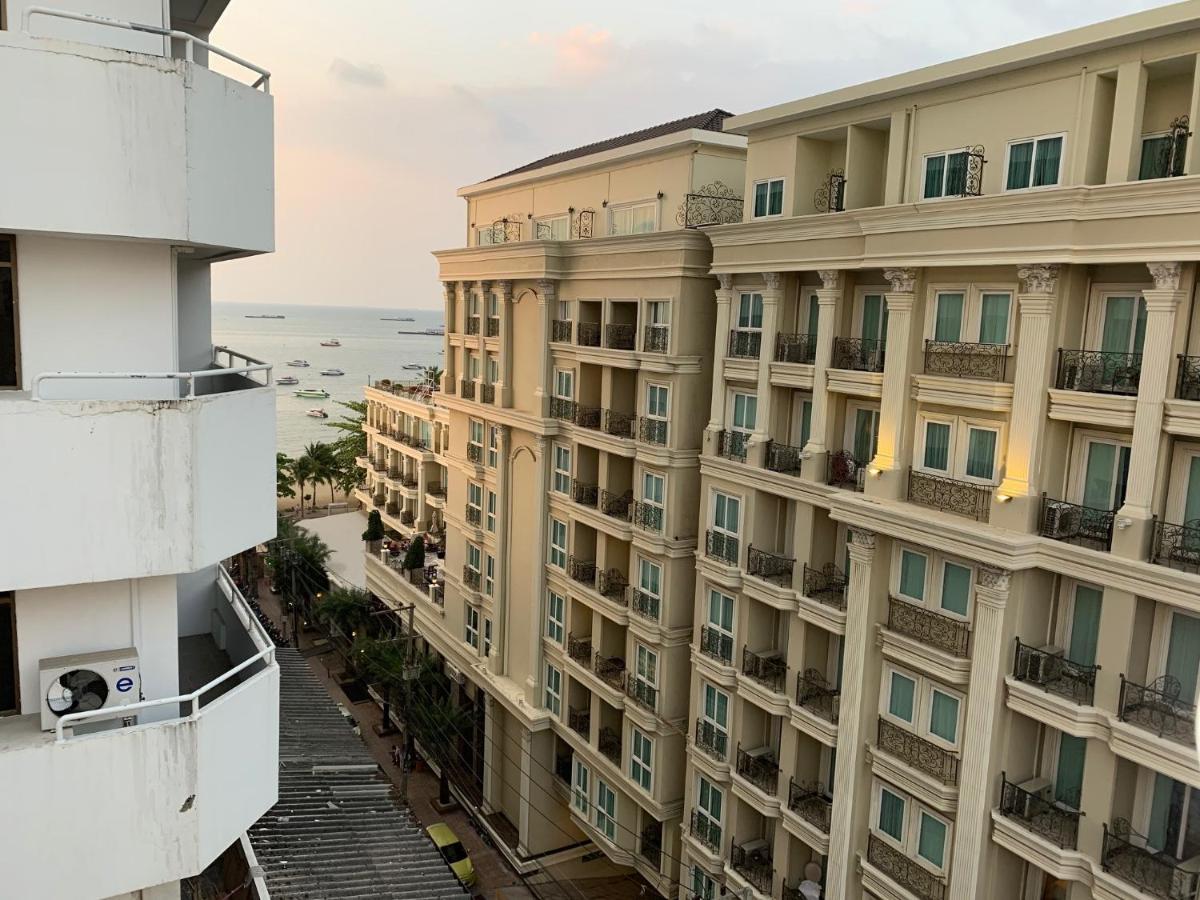Hotel A.a. Golden 3*